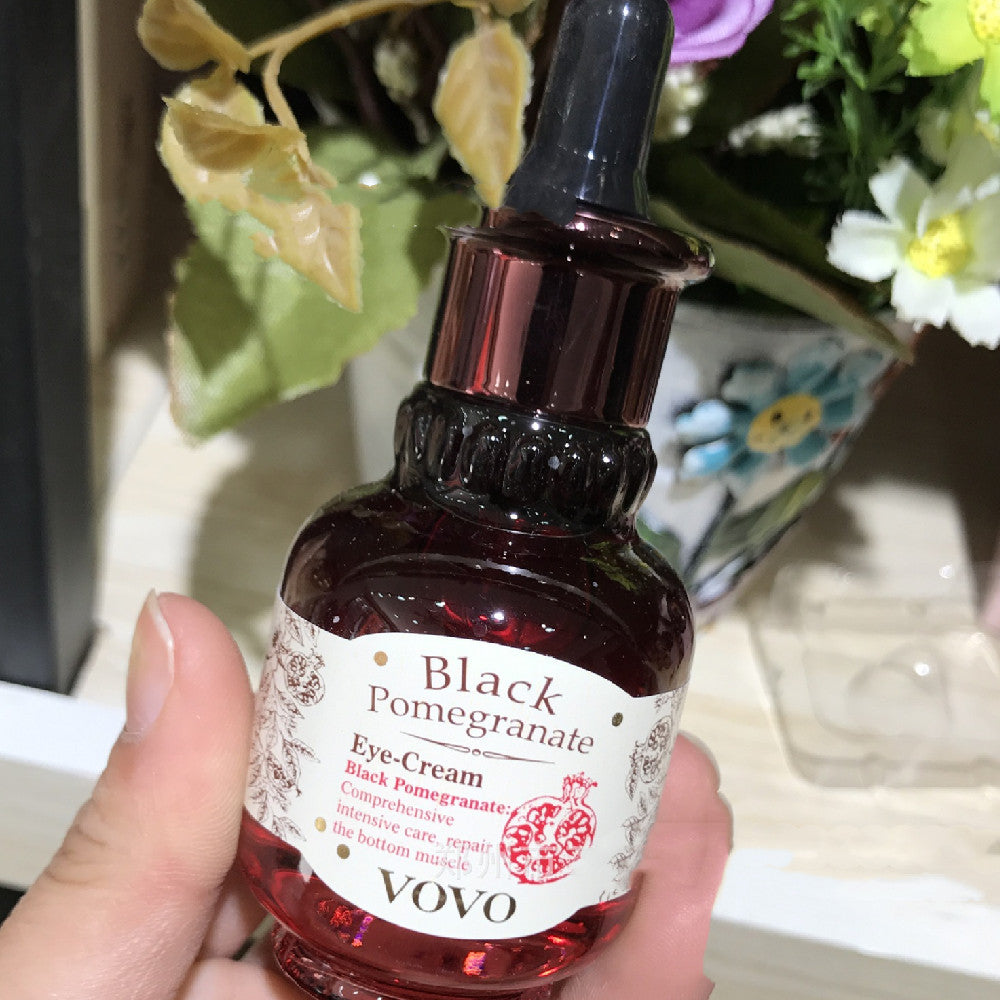 Pomegranate Skin Care Moist Soft Skin Moisturizing Water.